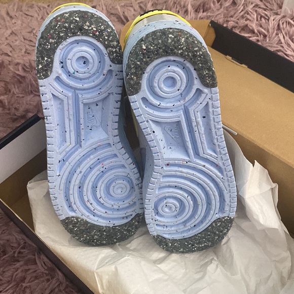 Nike Air Force 1 - Picture 5 of 8